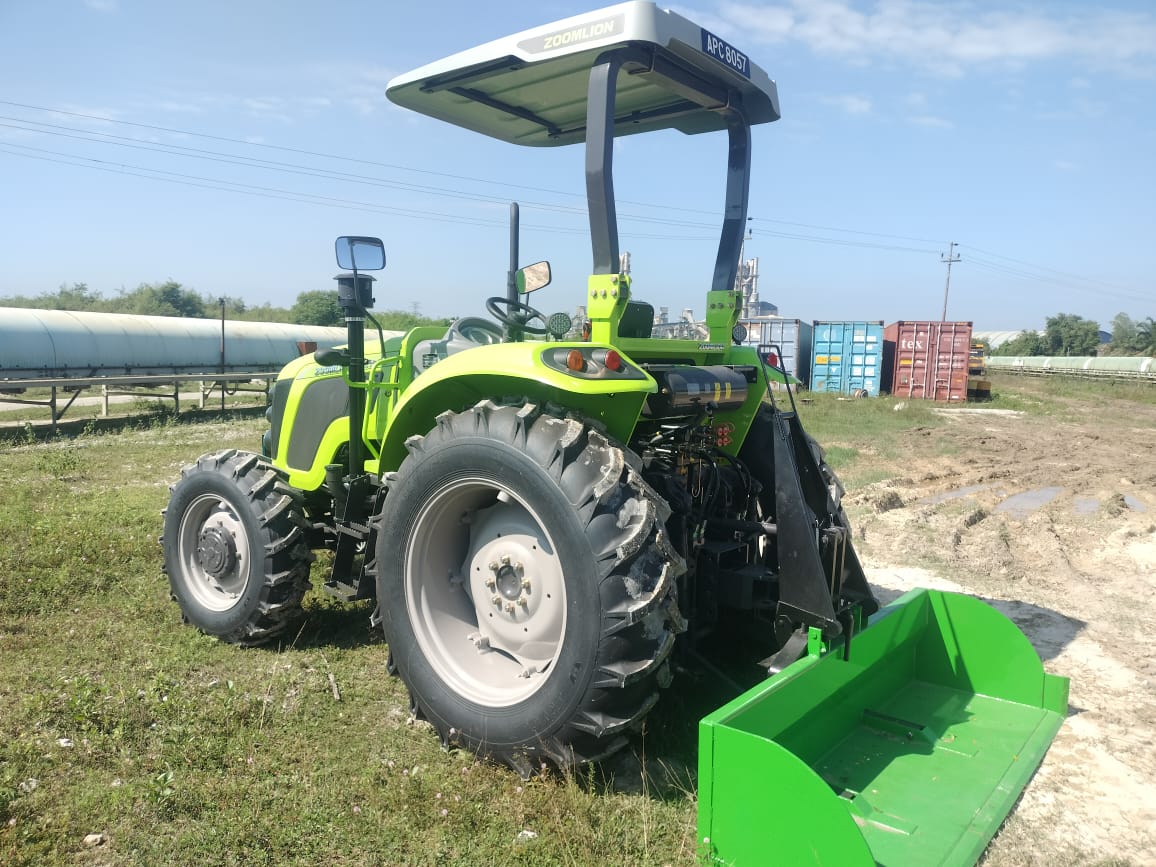 RK1104-A Tractor with 7ft Bucket - 4